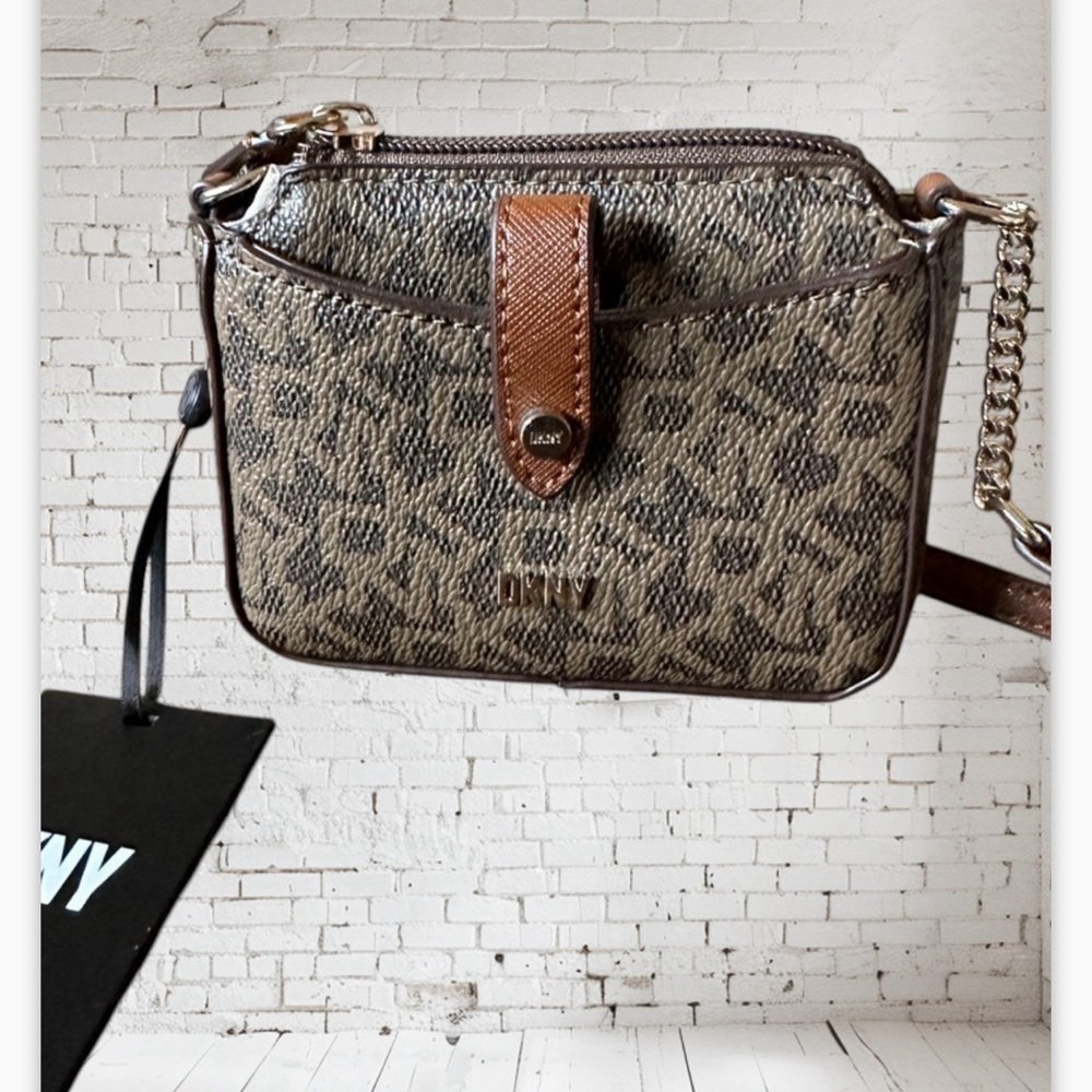 DNKY Thomasy Crossbody